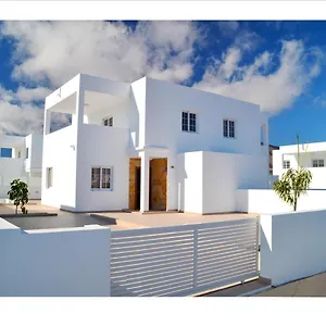 Deluxe Atlantico Rubicon , Playa Blanca (Lanzarote) Spagna