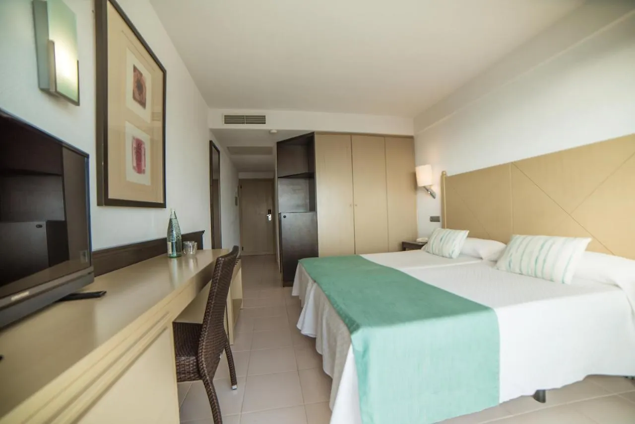 ****  Blau Punta Reina Hotel Cala Mandia  Spanje